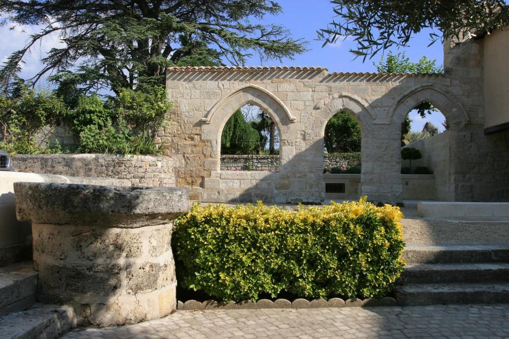 Hotel Au Logis Des Remparts Saint-Emilion Luaran gambar